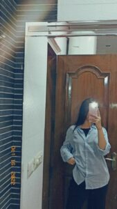 hidden face girl pic black