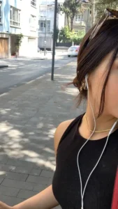 unique profile pic for Instagram for girl