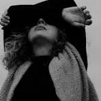 hidden face dp for girls aesthetic