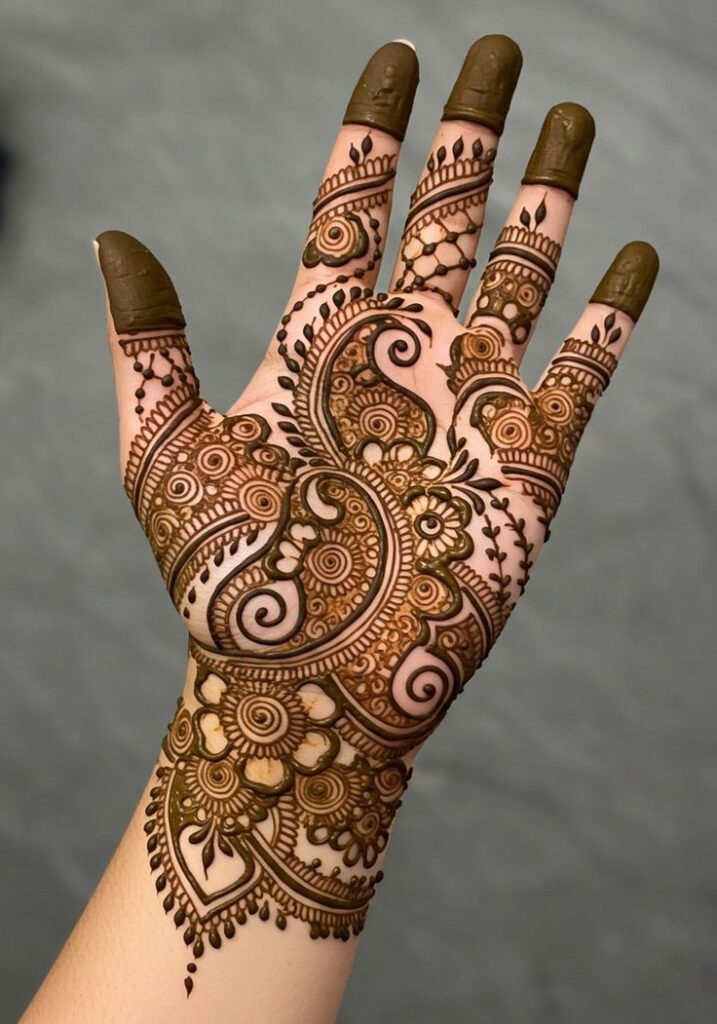 Front Hand Simple Mehndi Design Arabic