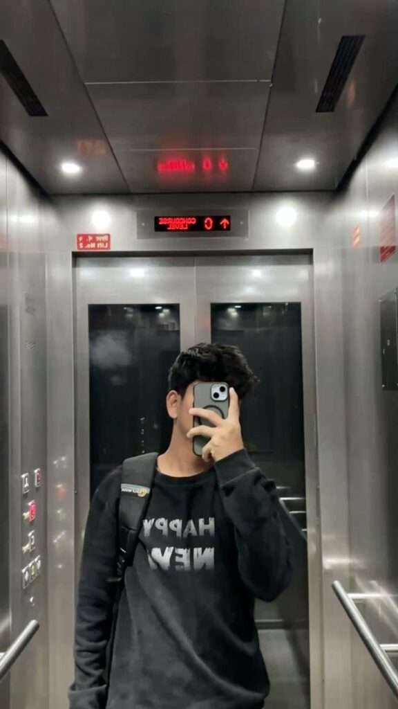 Instagram DP Profile Hidden Face Mirror Selfie for Boys