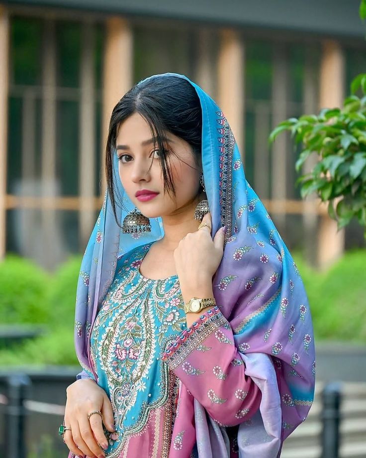 Punjabi girl pic simple