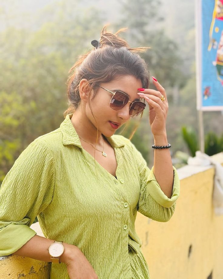 Attitude Girl Photos