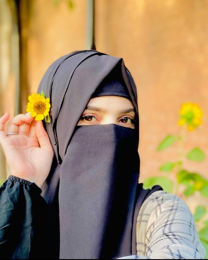 Cute Hijab Girl Profile Pictures