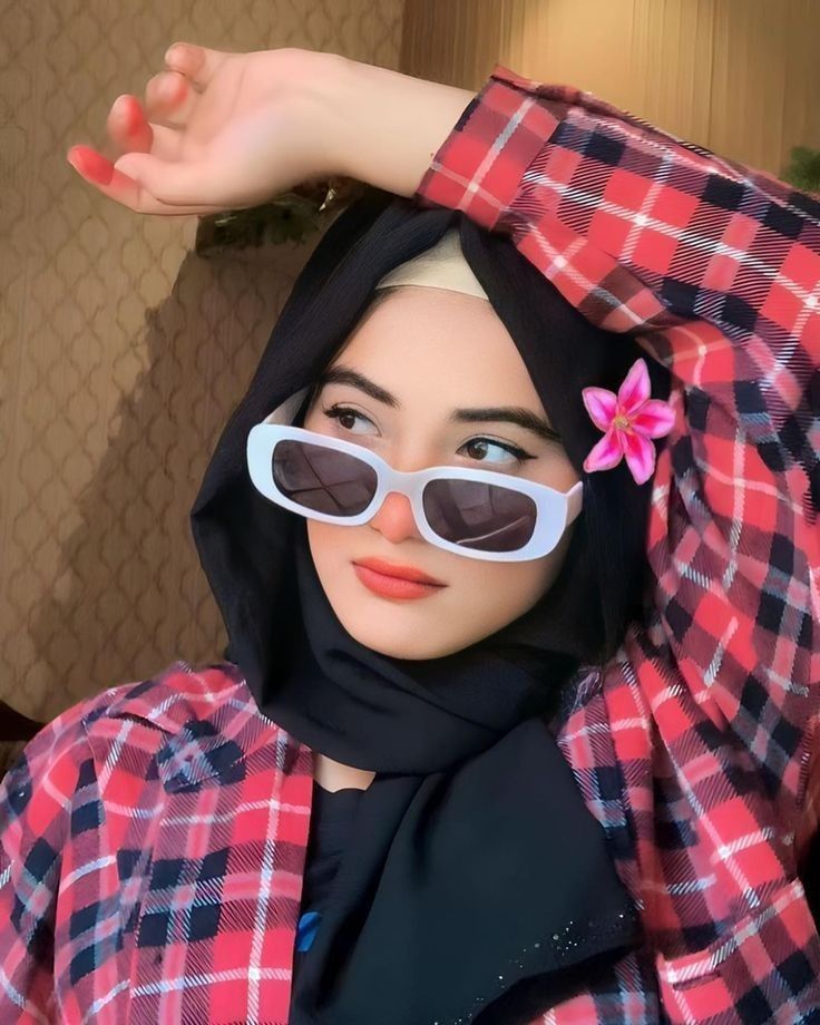Best Stylish Hijab DP